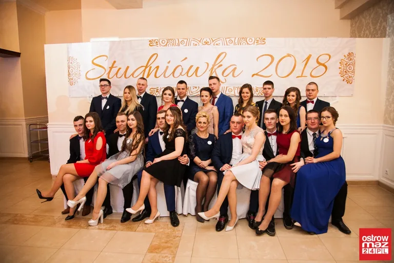 Studniówka ZS w Małkini Górnej (zdjęcia, wideo)