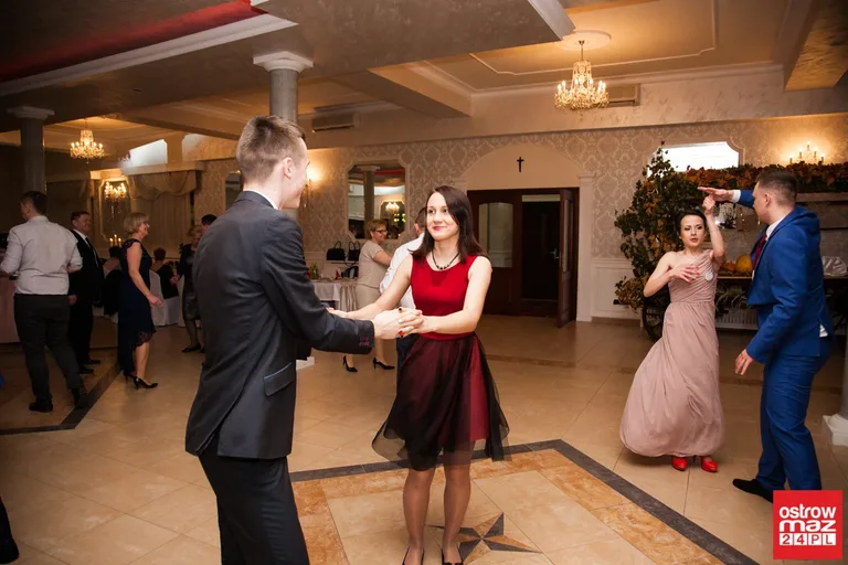 Studniówka ZS w Małkini Górnej (zdjęcia, wideo)