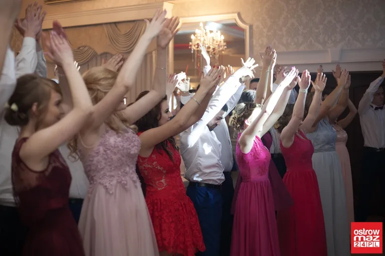 Studniówka ZS w Małkini Górnej (zdjęcia, wideo)