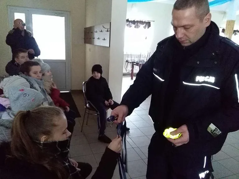 Bezpieczne ferie w Nowej Grabownicy (zdjęcia)