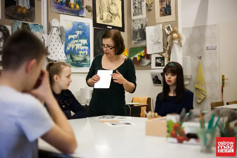 Feryjne spotkanie z grafiką (zdjęcia, wideo)