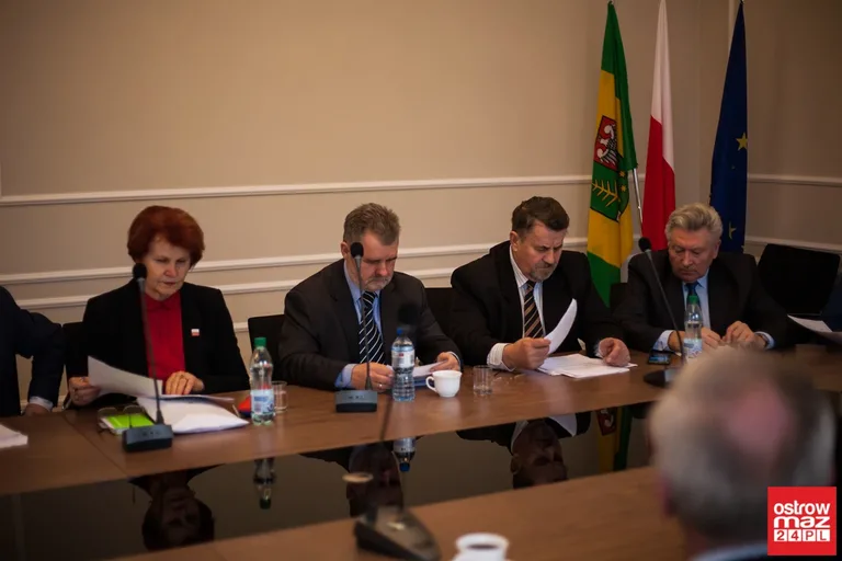 Za nami kolejna sesja rady powiatu (zdjęcia, wideo)