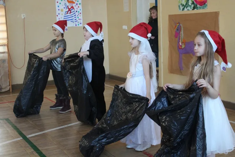 Zabawa karnawałowa w "jedynce" (zdjęcia)