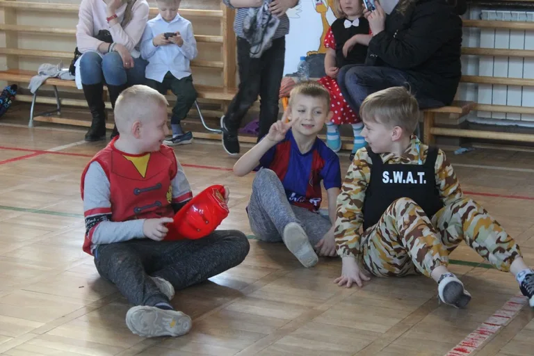 Zabawa karnawałowa w "jedynce" (zdjęcia)