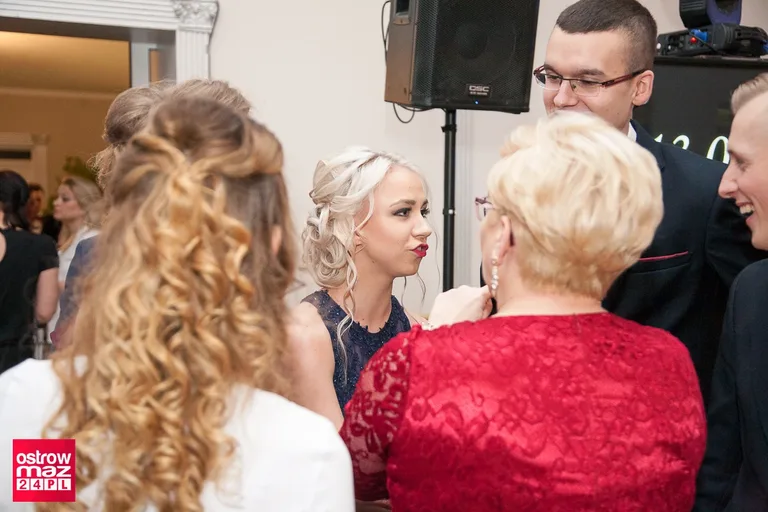 Studniówka Ekonomika 2018 (zdjęcia, wideo)