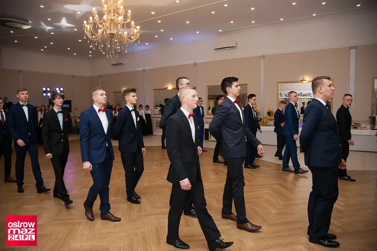 Studniówka Ekonomika 2018 (zdjęcia, wideo)
