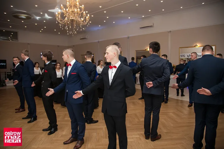 Studniówka Ekonomika 2018 (zdjęcia, wideo)