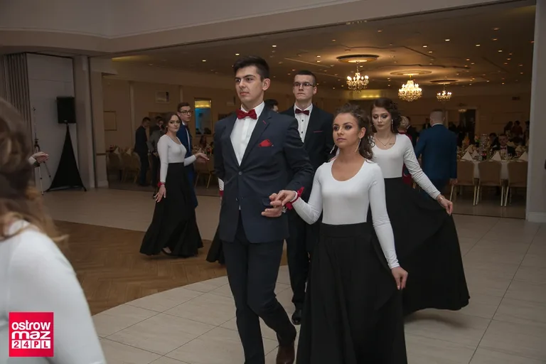 Studniówka Ekonomika 2018 (zdjęcia, wideo)