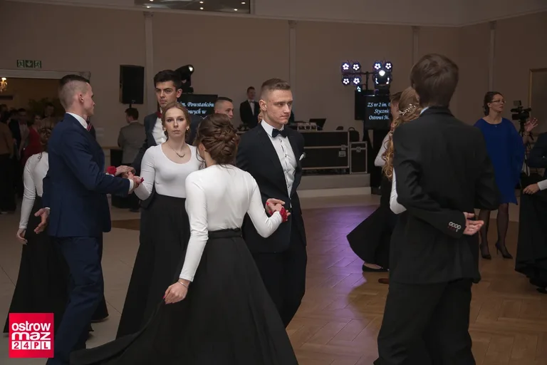 Studniówka Ekonomika 2018 (zdjęcia, wideo)
