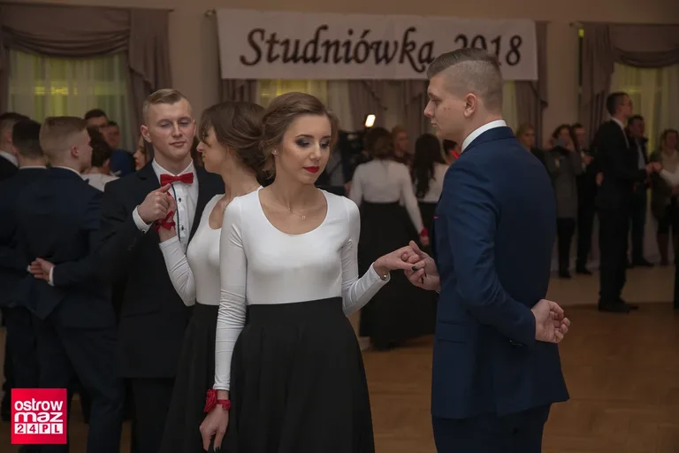 Studniówka Ekonomika 2018 (zdjęcia, wideo)