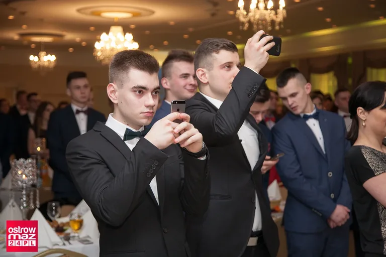 Studniówka Ekonomika 2018 (zdjęcia, wideo)