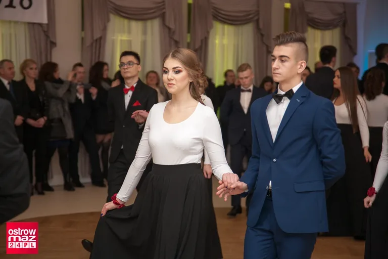 Studniówka Ekonomika 2018 (zdjęcia, wideo)