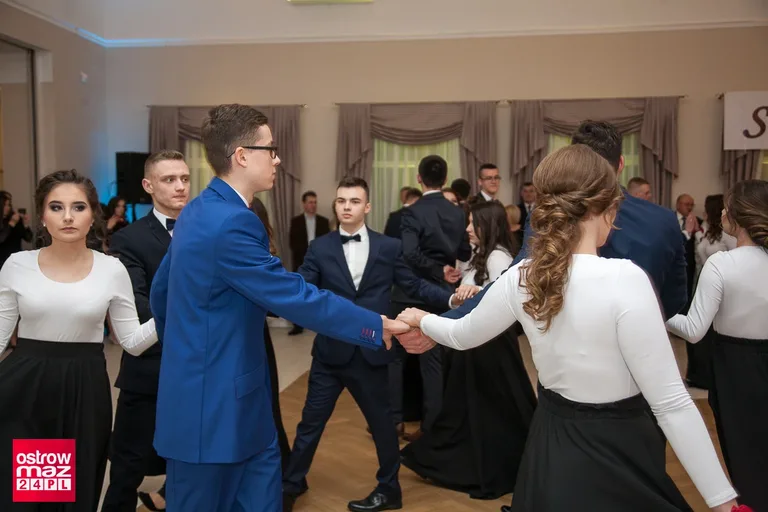 Studniówka Ekonomika 2018 (zdjęcia, wideo)