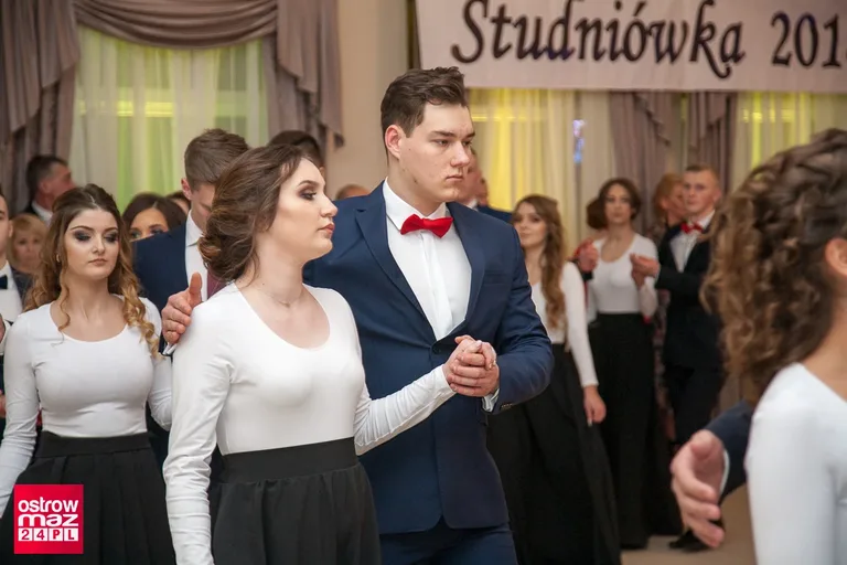 Studniówka Ekonomika 2018 (zdjęcia, wideo)