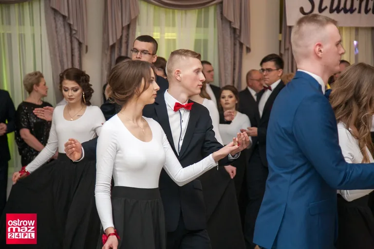 Studniówka Ekonomika 2018 (zdjęcia, wideo)