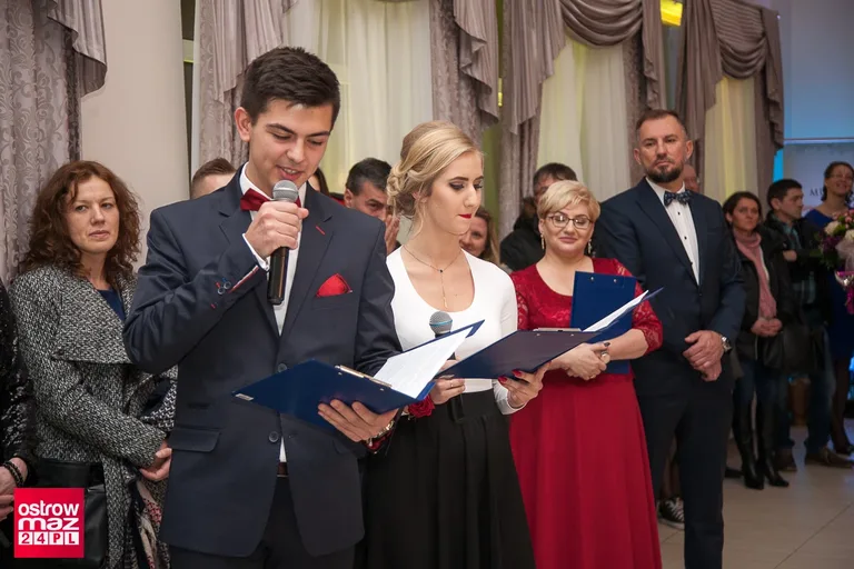 Studniówka Ekonomika 2018 (zdjęcia, wideo)