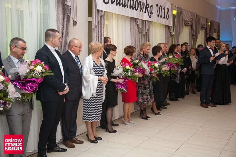 Studniówka Ekonomika 2018 (zdjęcia, wideo)
