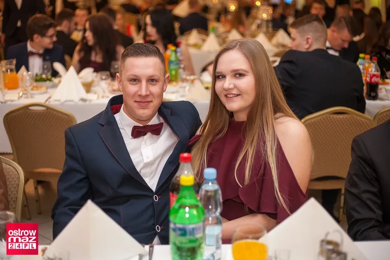 Studniówka Ekonomika 2018 (zdjęcia, wideo)