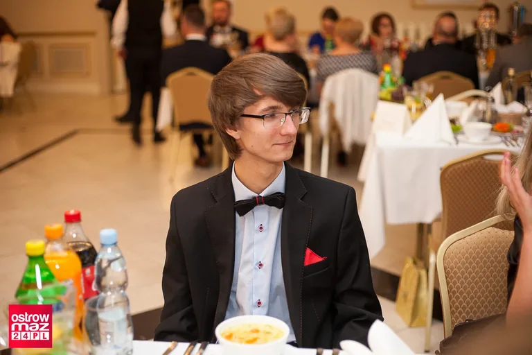 Studniówka Ekonomika 2018 (zdjęcia, wideo)