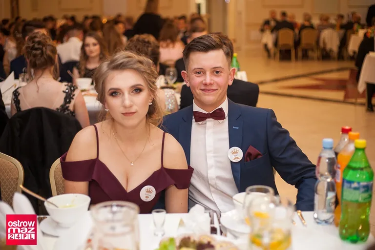 Studniówka Ekonomika 2018 (zdjęcia, wideo)