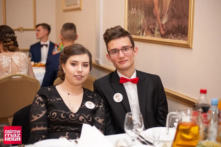 Studniówka Ekonomika 2018 (zdjęcia, wideo)