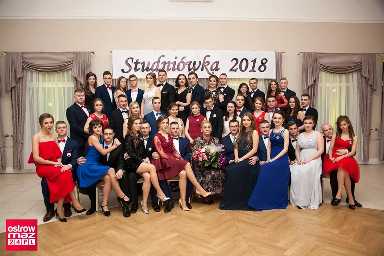Studniówka Ekonomika 2018 (zdjęcia, wideo)