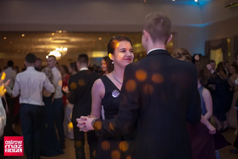 Studniówka Ekonomika 2018 (zdjęcia, wideo)