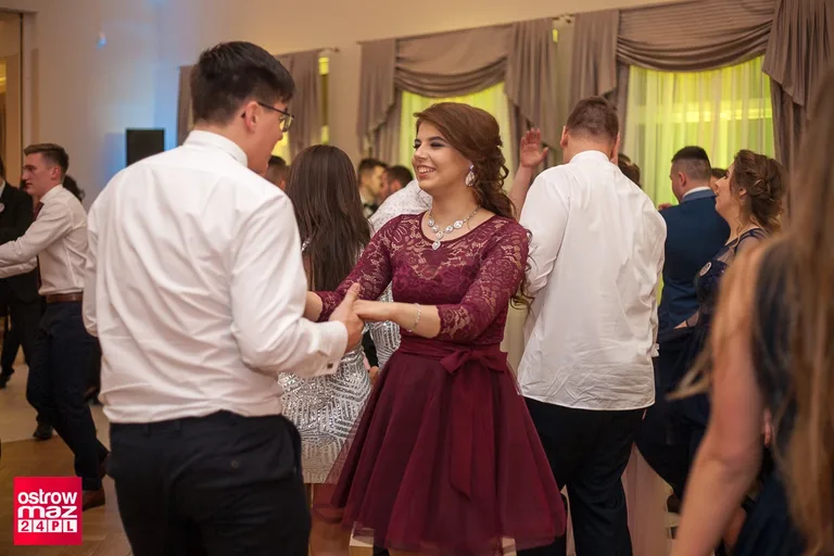 Studniówka Ekonomika 2018 (zdjęcia, wideo)
