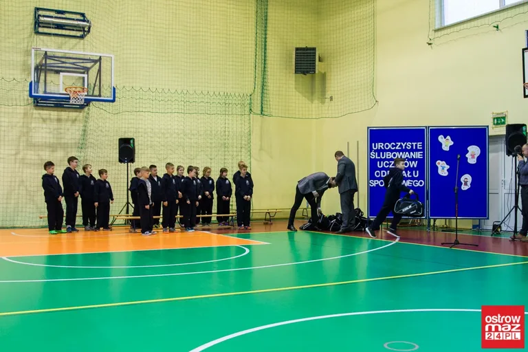 Ślubowanie klasy sportowej w SP nr2 (zdjęcia, wideo)