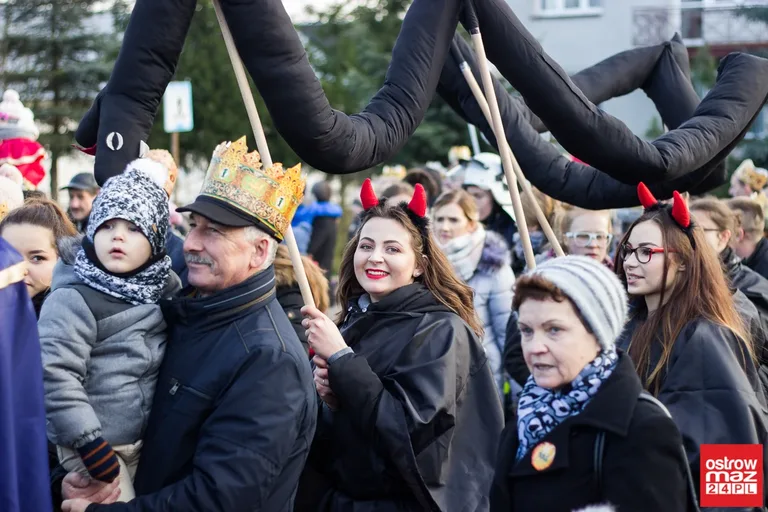 Ulicami Wąsewa przeszedł Orszak Trzech Króli (zdjęcia, wideo)