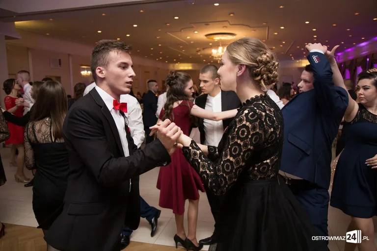 Przeżyj to jeszcze raz - Studniówka Ekonomika 2017