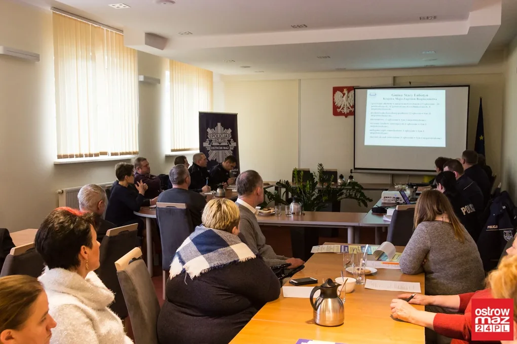 Debata dotycząca bezpieczeństwa w Starym Lubotyniu (zdjęcia, wideo)