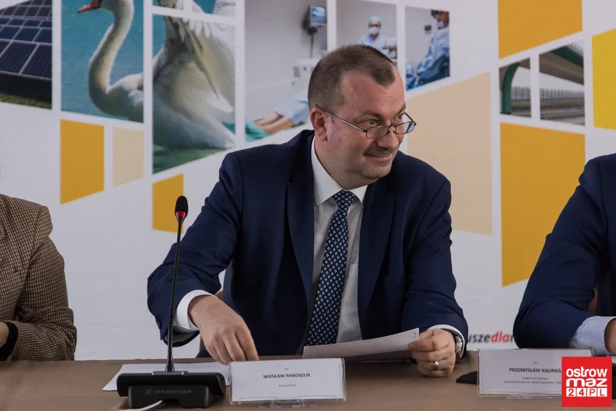 Wyjazdowe posiedzenie komitetu monitorującego RPO WM 2014-2020 w Wąsewie (zdjęcia, wideo)