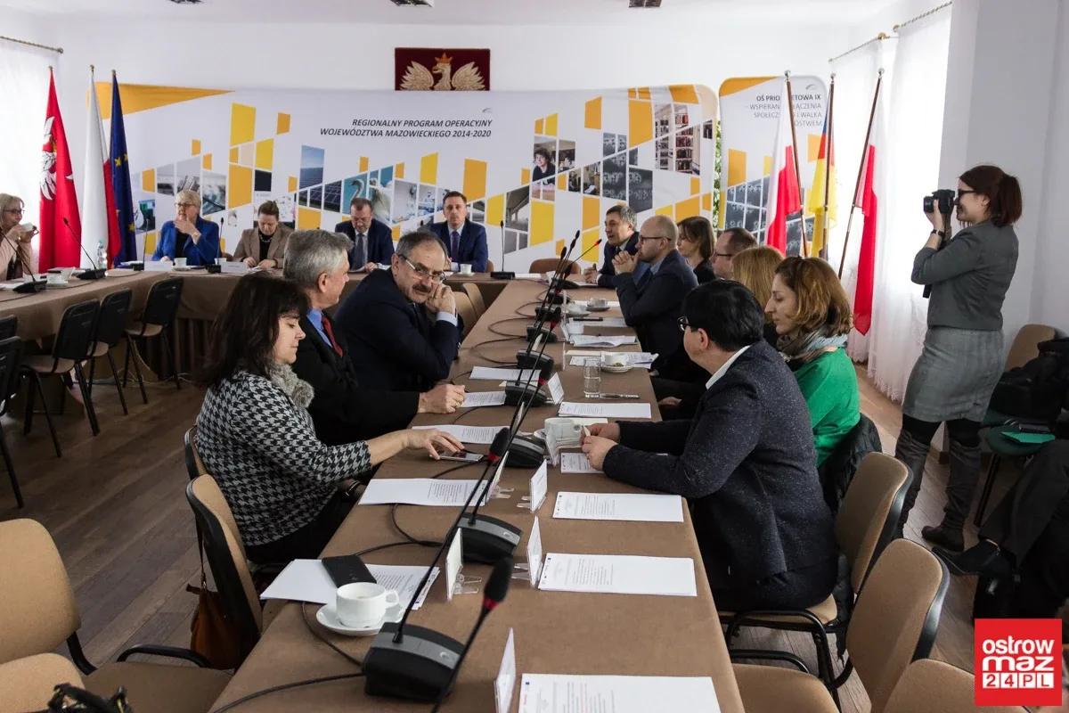 Wyjazdowe posiedzenie komitetu monitorującego RPO WM 2014-2020 w Wąsewie (zdjęcia, wideo)