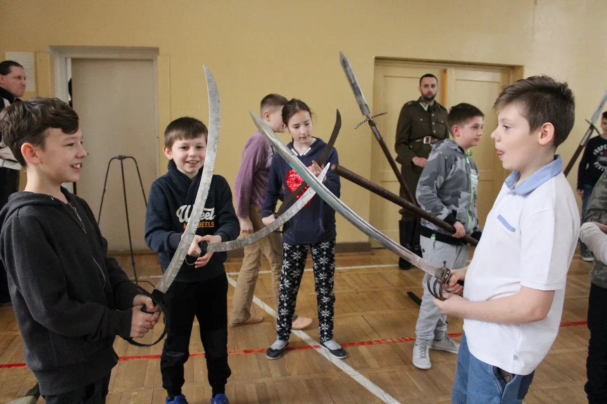 Ciekawa lekcja historii w "jedynce" (zdjęcia)