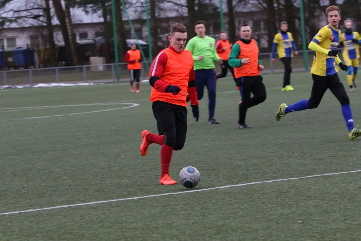 MKS Małkinia zwycięska w sparingu (zdjęcia, wideo)
