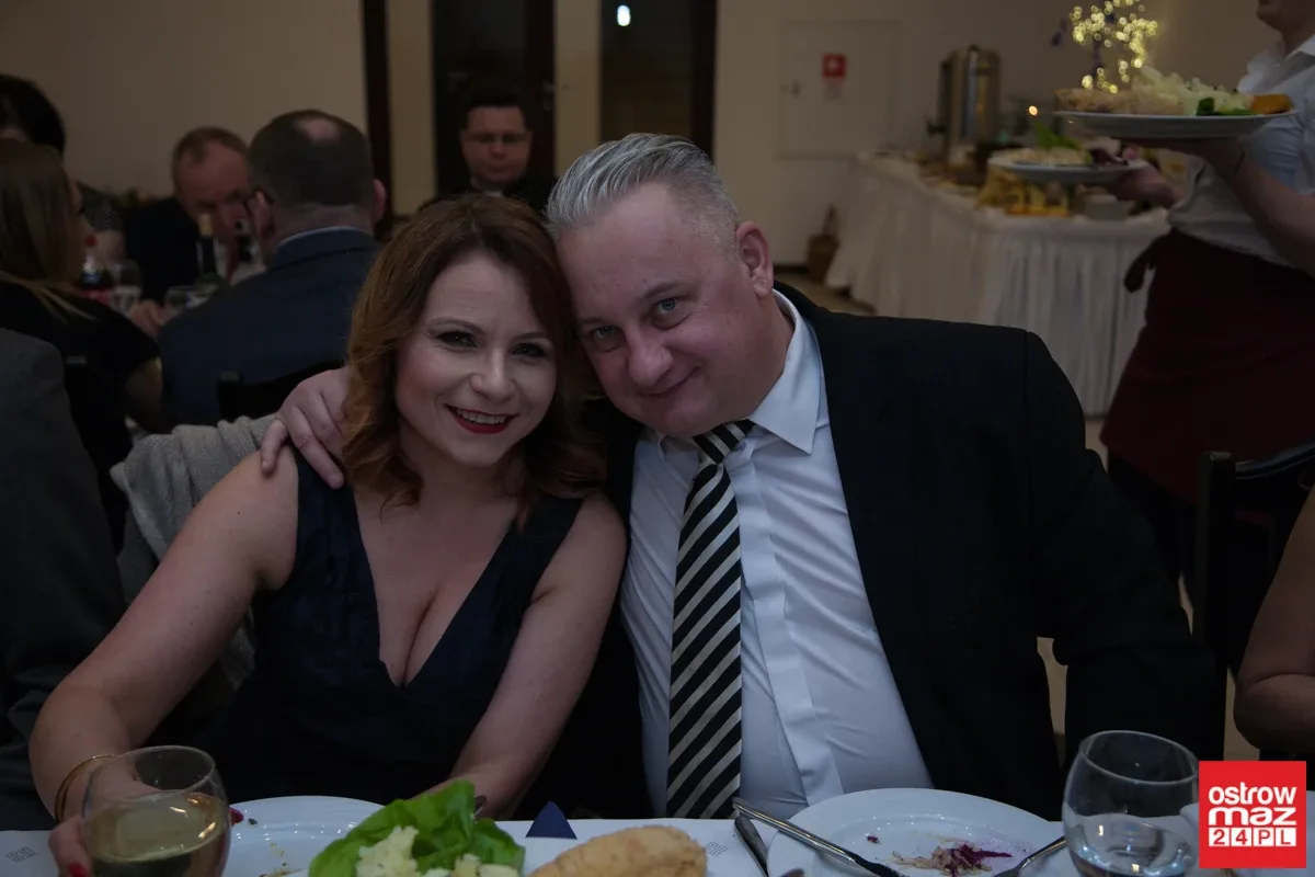 Studniówka maturzystów LO im. M. Kopernika (zdjęcia, wideo)