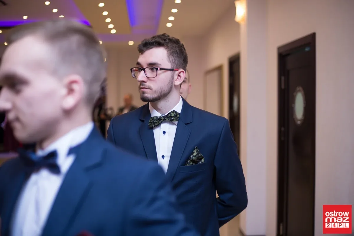 Studniówka maturzystów LO im. M. Kopernika (zdjęcia, wideo)