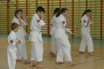 Egzaminy w Klubie Karate Kyokushin Ronin (zdjęcia)