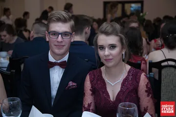Studniówka maturzystów LO im. M. Kopernika (zdjęcia, wideo)