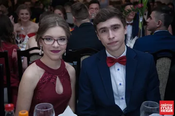 Studniówka maturzystów LO im. M. Kopernika (zdjęcia, wideo)