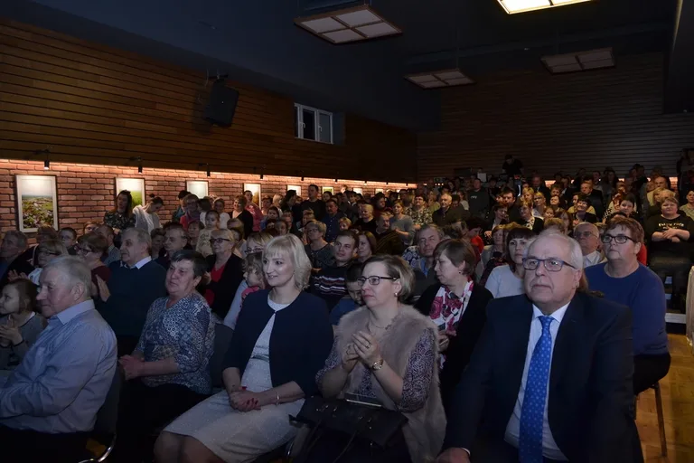 Dzień Babci i Dziadka w brokowskim domu kultury (zdjęcia)