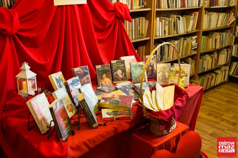 Walentynki w ostrowskiej bibliotece (zdjęcia)