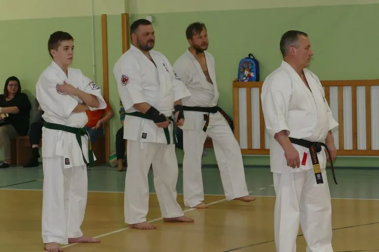Egzaminy w Klubie Karate Kyokushin Ronin (zdjęcia)