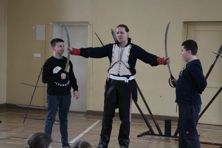 Ciekawa lekcja historii w "jedynce" (zdjęcia)