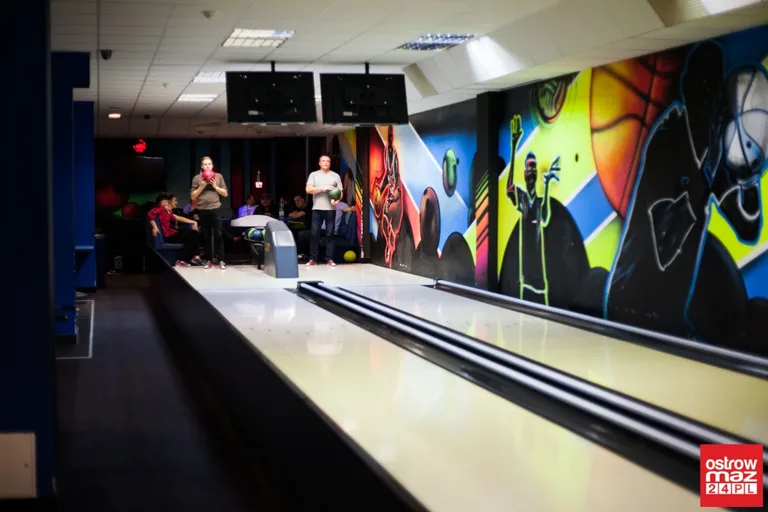 Tygrysy na czele drużynowej ligi bowlingowej (zdjęcia, wideo)