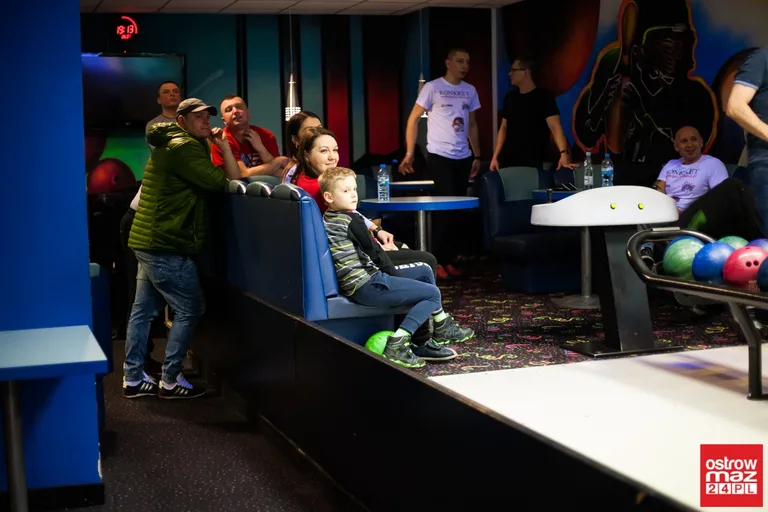Tygrysy na czele drużynowej ligi bowlingowej (zdjęcia, wideo)