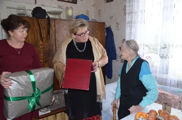 Małkinia Górna: setne urodziny Marcjanny Siwek (zdjęcia)