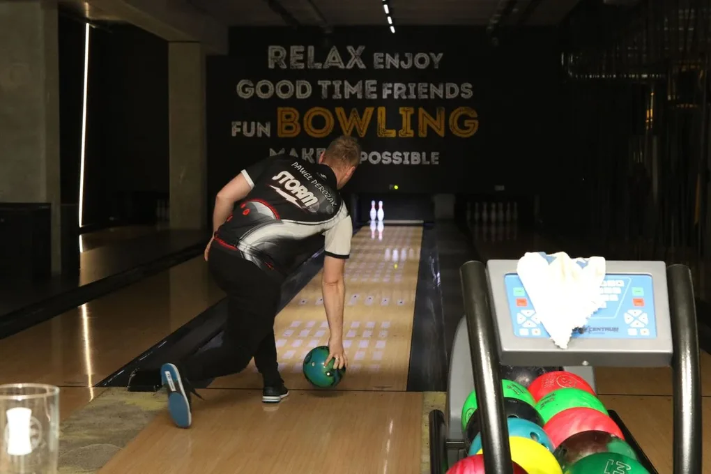 Brzostek tuż za podium w bowlingu (zdjęcia, wideo)