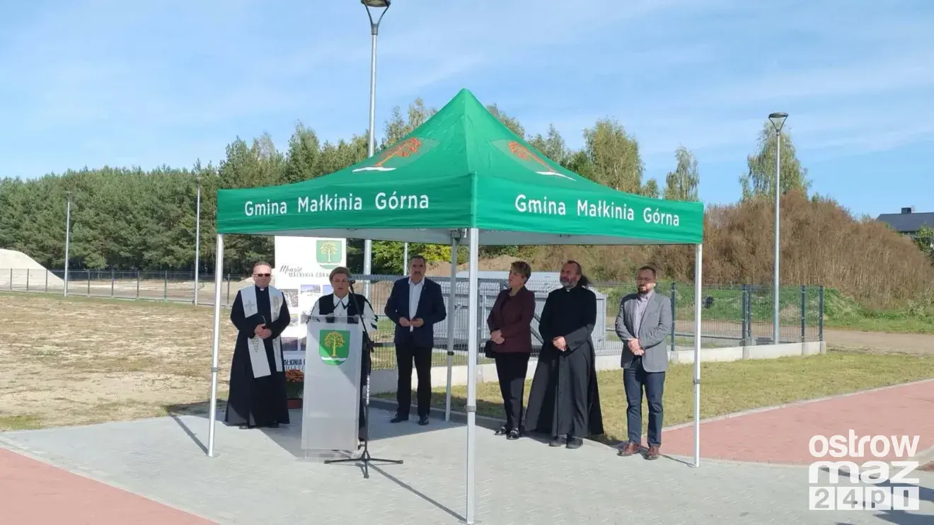 Otwarcie cmentarza komunalnego w Małkini Górnej. Fot. H. Chromińska